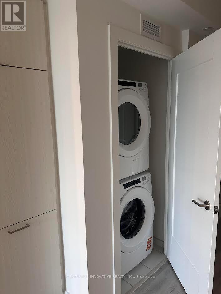 1401 - 60 Central Park Road Way, Toronto, Ontario  M9A 0E6 - Photo 11 - W12988312