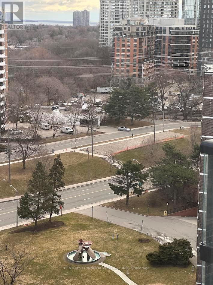 1401 - 60 Central Park Road Way, Toronto, Ontario  M9A 0E6 - Photo 15 - W12988312