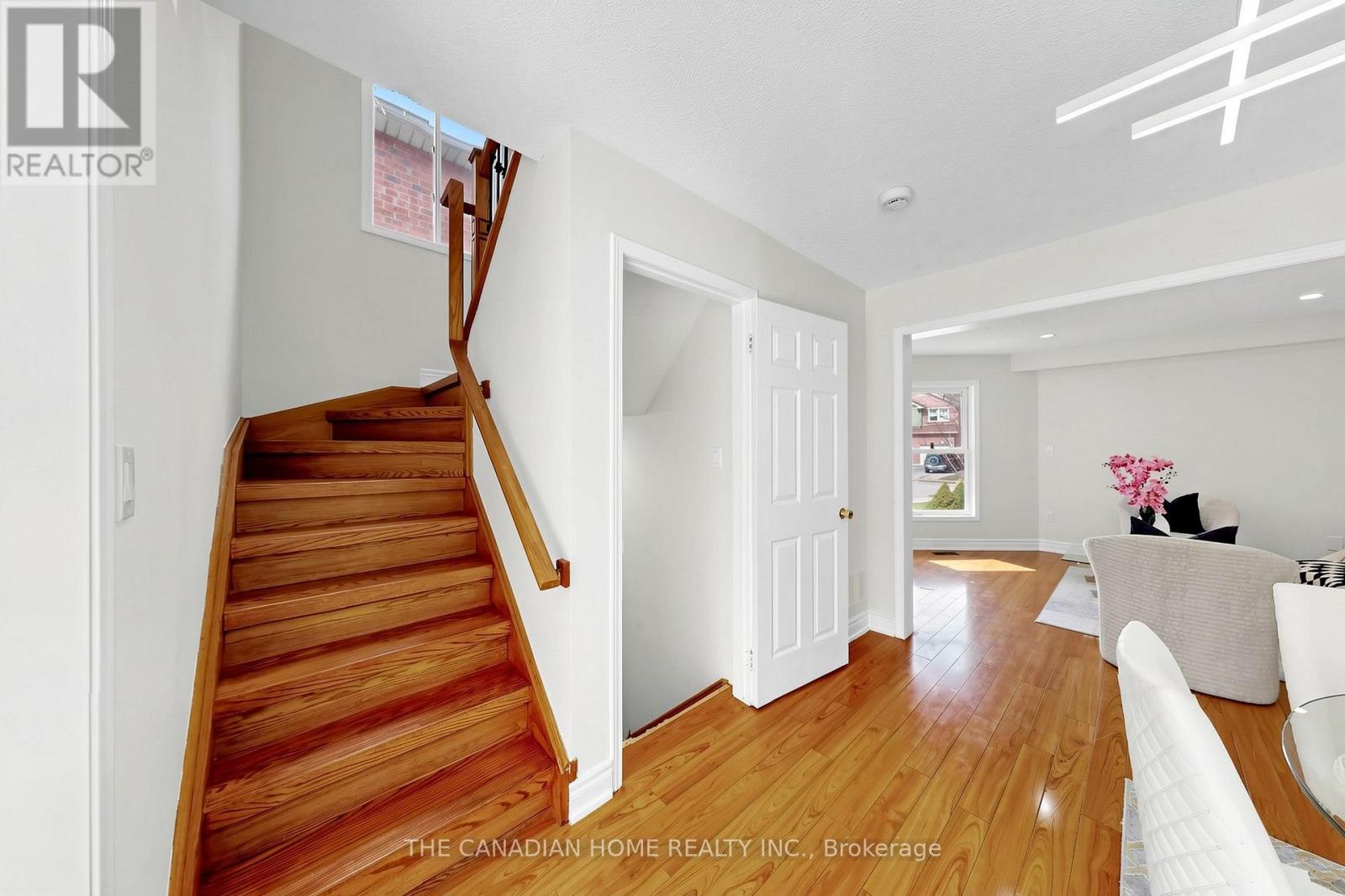 80 Mt Ranier Crescent E, Brampton, Ontario  L6R 2L1 - Photo 22 - W12988322