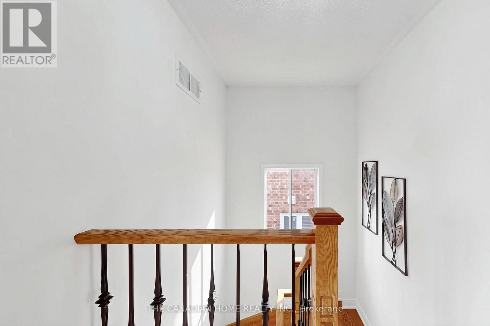 80 Mt Ranier Crescent E, Brampton, Ontario  L6R 2L1 - Photo 23 - W12988322