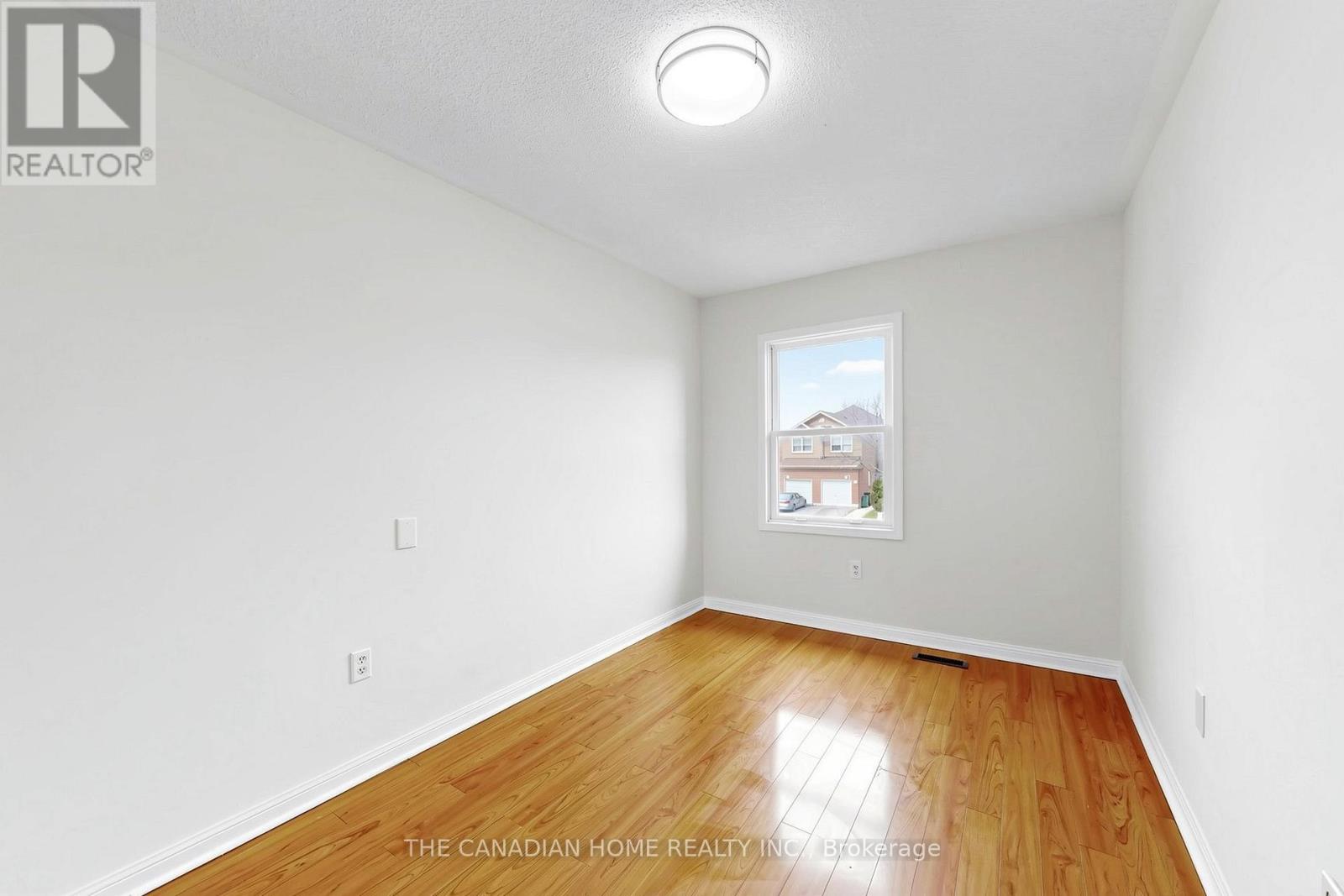 80 Mt Ranier Crescent E, Brampton, Ontario  L6R 2L1 - Photo 27 - W12988322