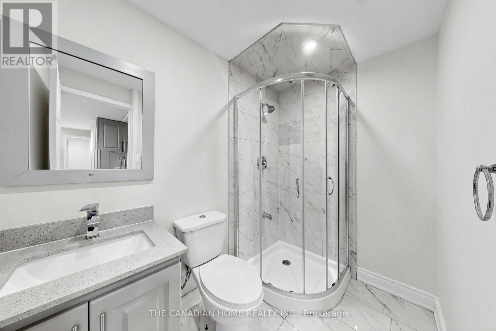 80 Mt Ranier Crescent E, Brampton, Ontario  L6R 2L1 - Photo 43 - W12988322