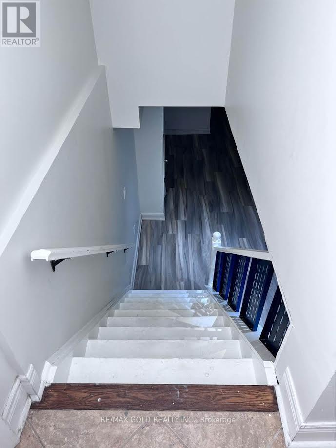 Bsmt - 26 Hardgate Crescent, Brampton, Ontario  L7A 3V5 - Photo 4 - W12988342