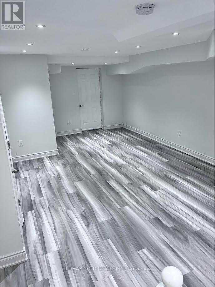 Bsmt - 26 Hardgate Crescent, Brampton, Ontario  L7A 3V5 - Photo 5 - W12988342