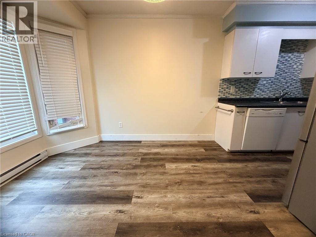 219 Kingswood Drive Unit# 29, Kitchener, Ontario  N2E 3J5 - Photo 7 - 40809144