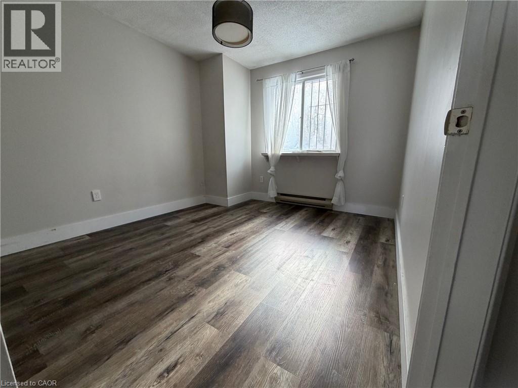 219 Kingswood Drive Unit# 29, Kitchener, Ontario  N2E 3J5 - Photo 9 - 40809144