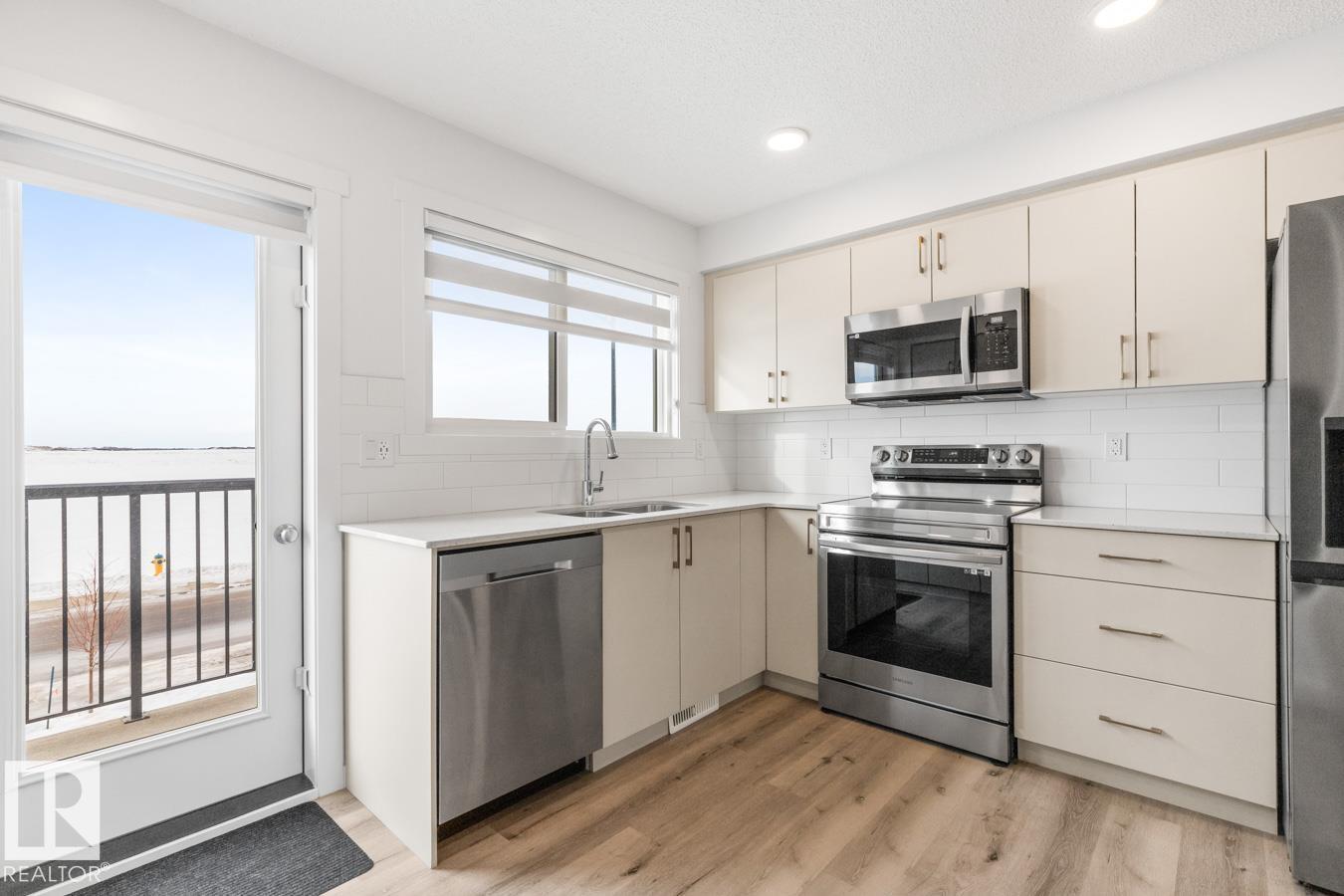 2057 192 ST NW, Edmonton, Alberta