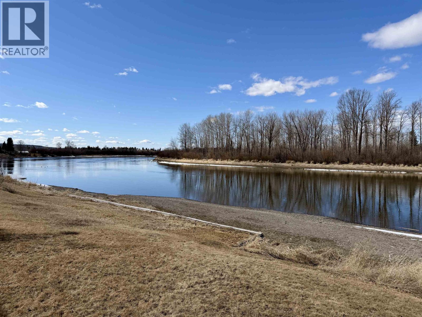 2827 Riverview Drive, Vanderhoof, British Columbia  V0J 3A0 - Photo 11 - R3108313