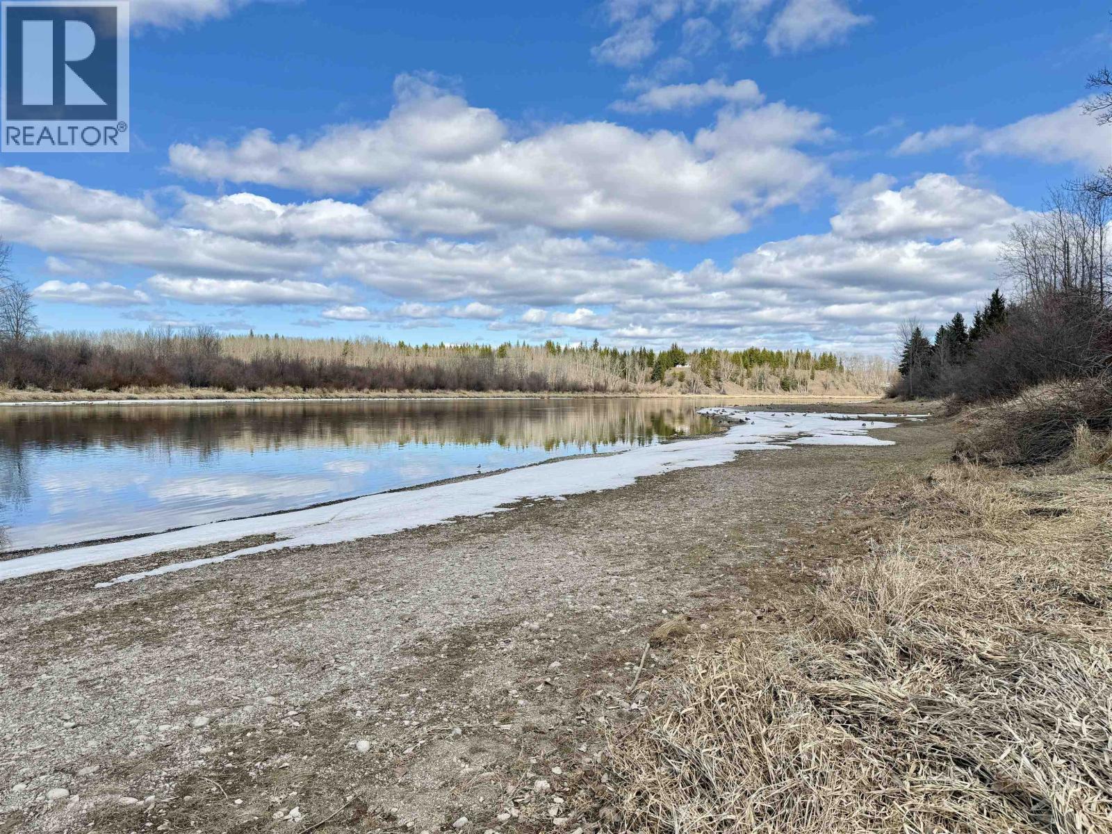 2827 Riverview Drive, Vanderhoof, British Columbia  V0J 3A0 - Photo 12 - R3108313