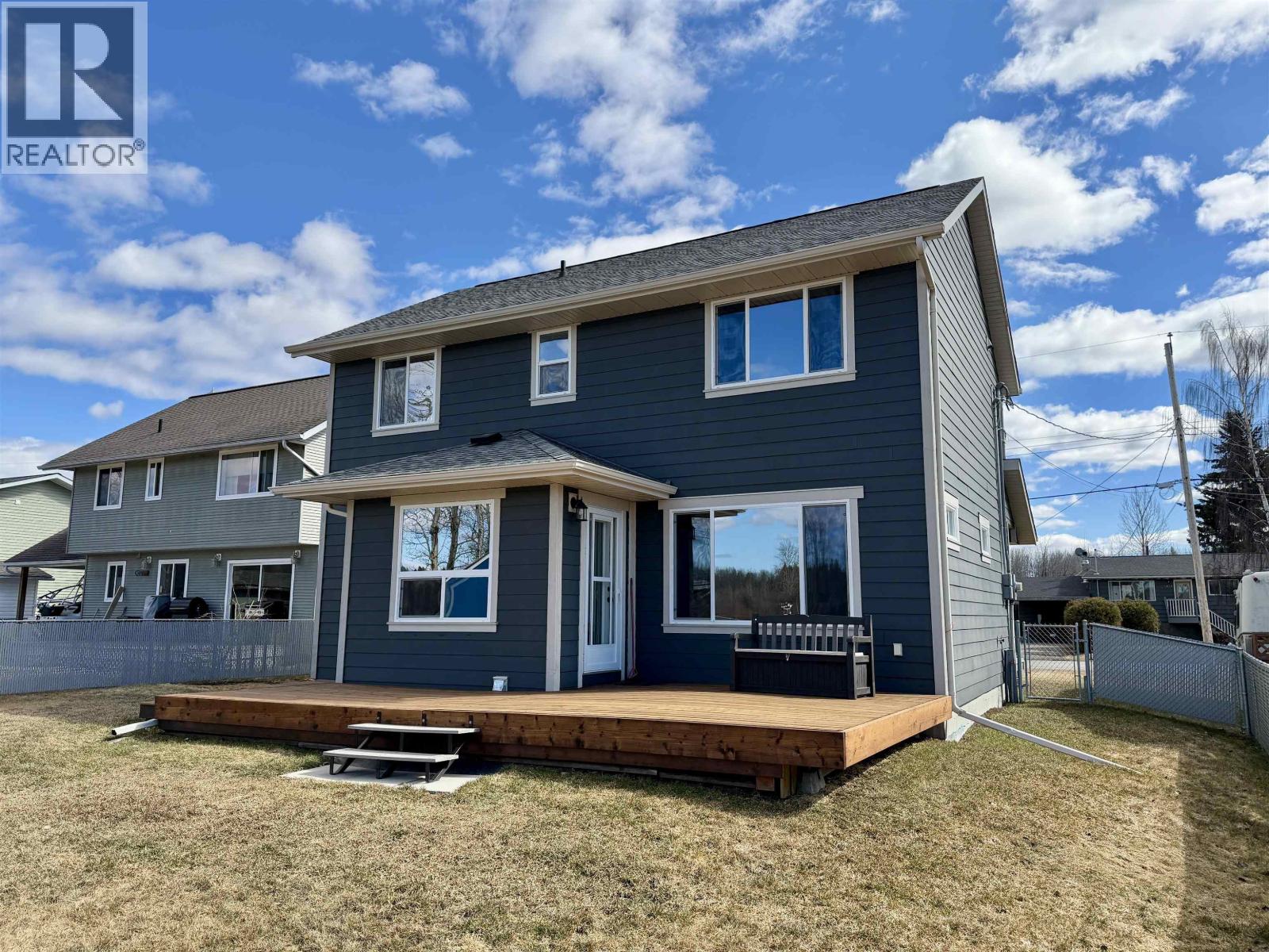 2827 Riverview Drive, Vanderhoof, British Columbia  V0J 3A0 - Photo 8 - R3108313