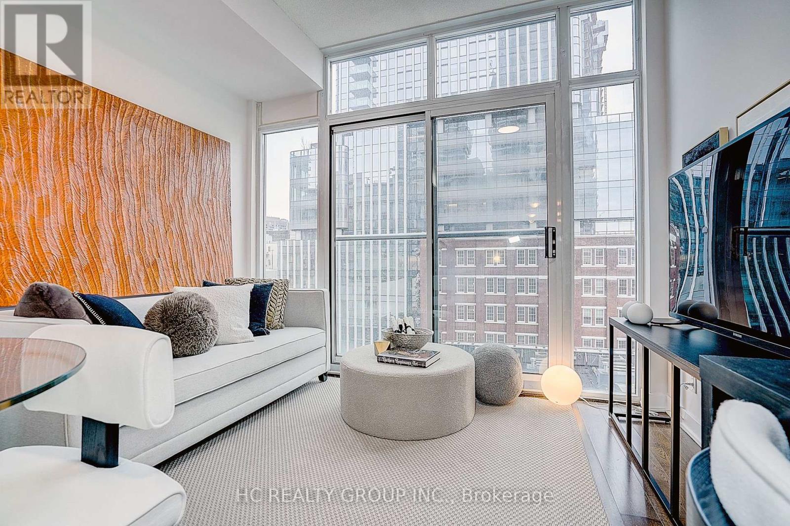 705 - 21 Nelson Street, Toronto, Ontario  M5V 3H9 - Photo 22 - C12988362