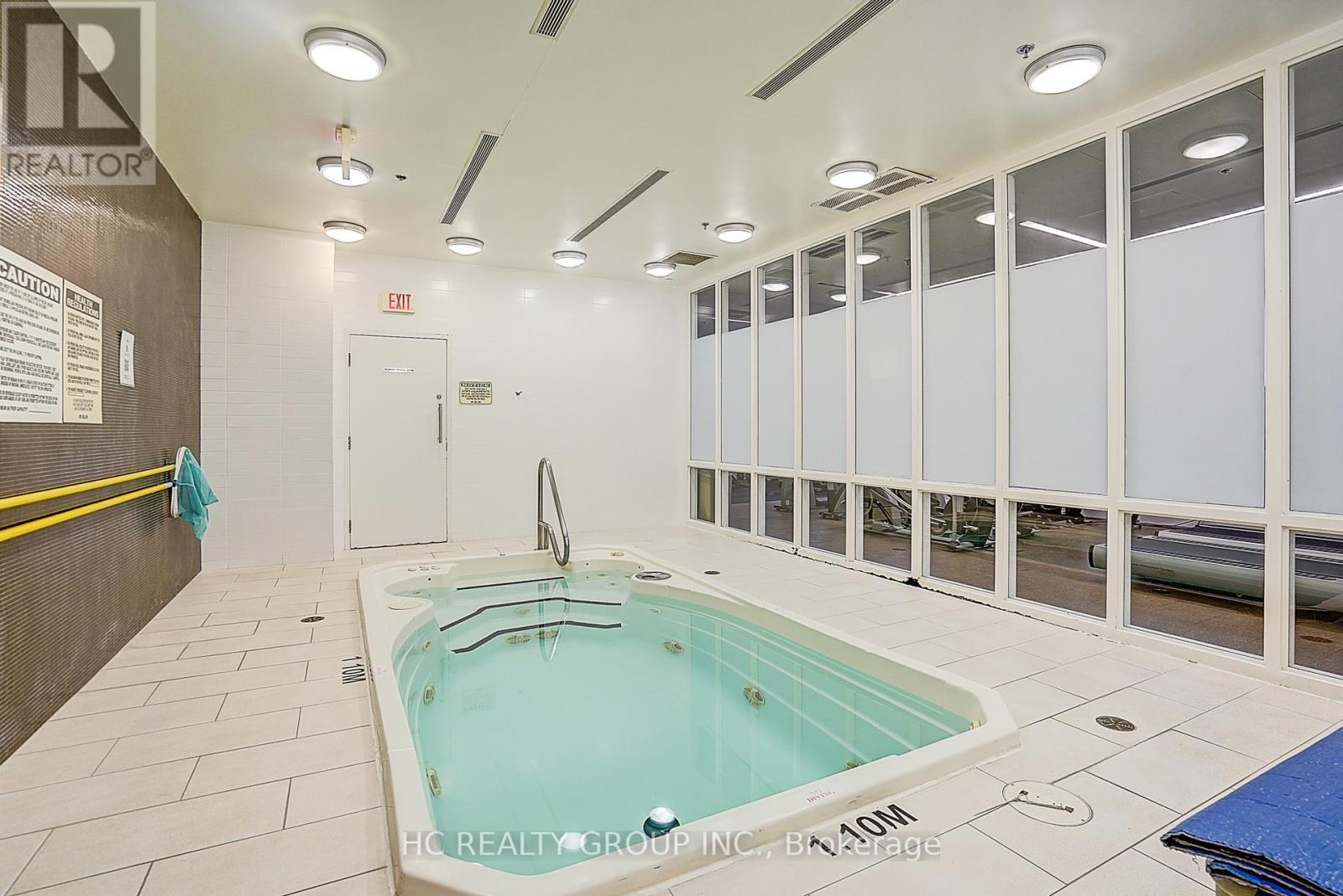 705 - 21 Nelson Street, Toronto, Ontario  M5V 3H9 - Photo 41 - C12988362