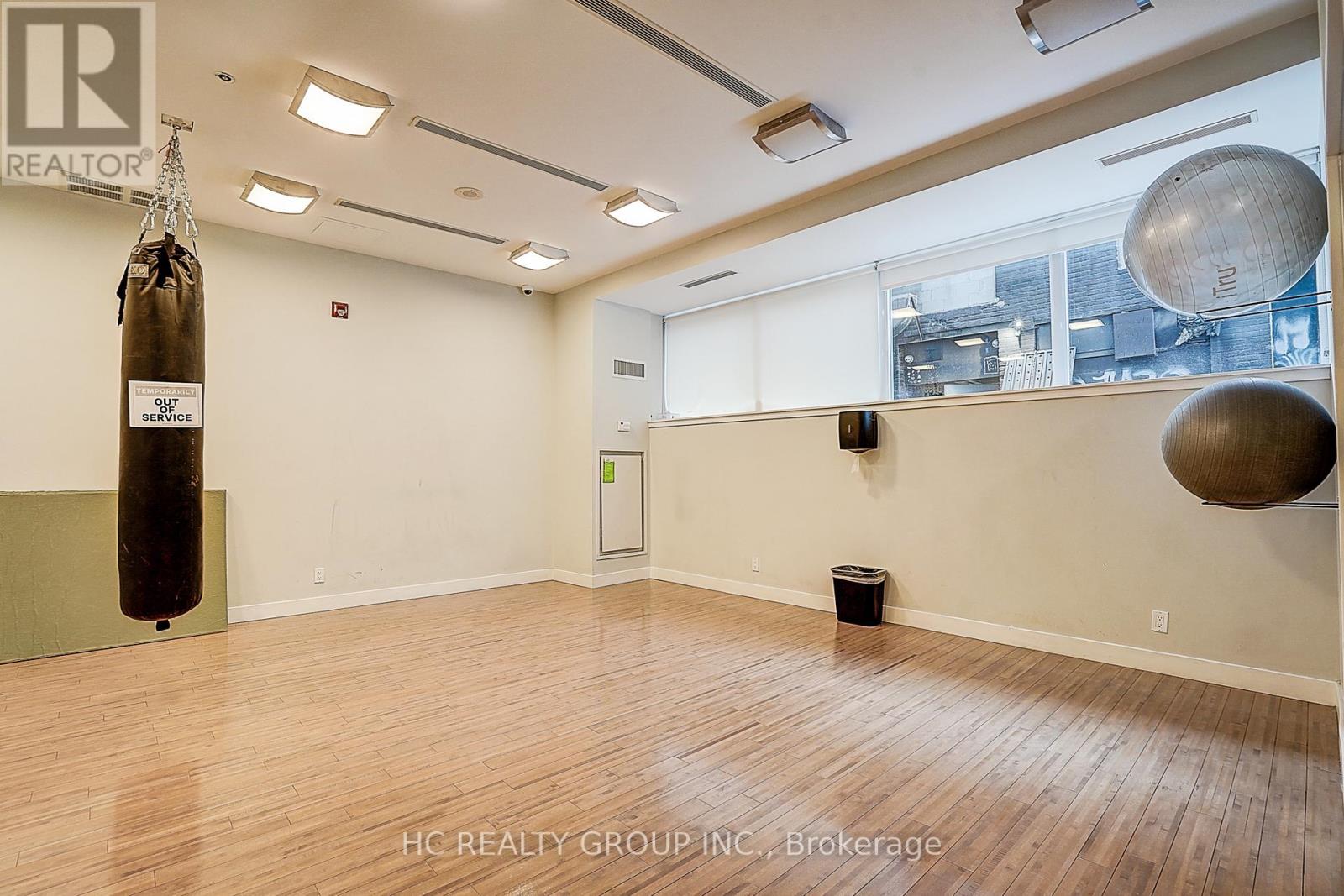 705 - 21 Nelson Street, Toronto, Ontario  M5V 3H9 - Photo 42 - C12988362