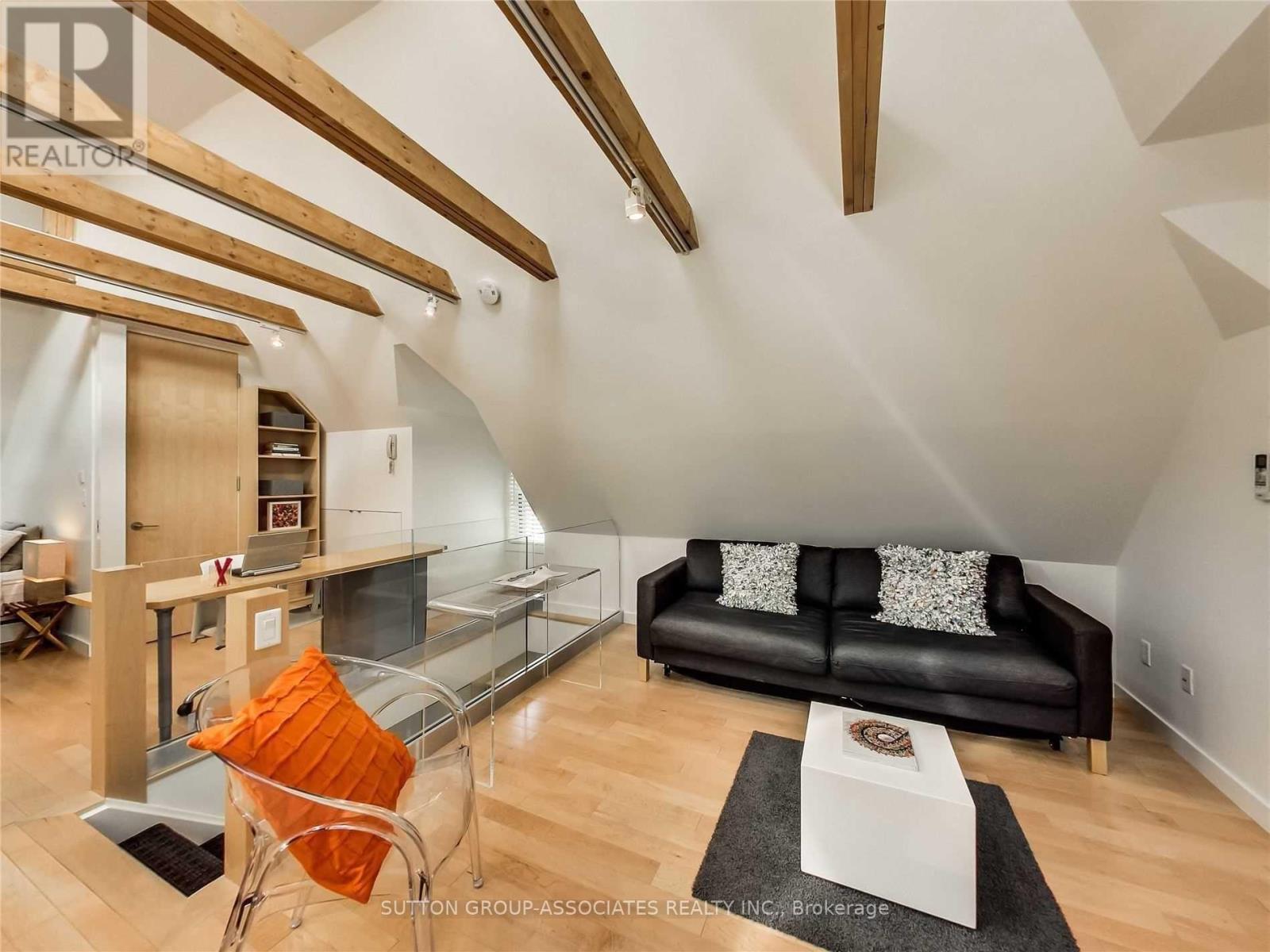 3 - 477 Brunswick Avenue, Toronto, Ontario  M5R 2Z6 - Photo 7 - C12934354