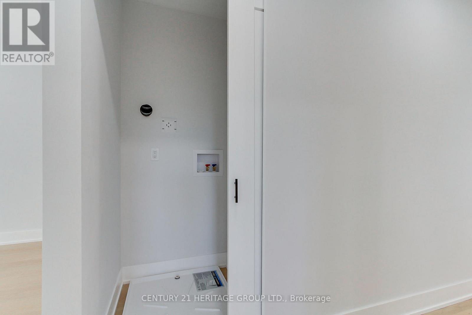 69 Marlin Court, Newmarket, Ontario  L3Y 2W7 - Photo 16 - N12984784