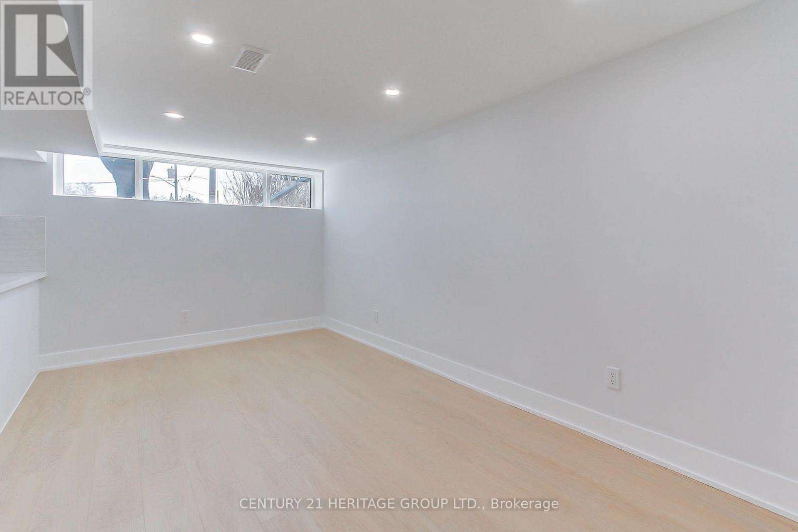 69 Marlin Court, Newmarket, Ontario  L3Y 2W7 - Photo 22 - N12984784