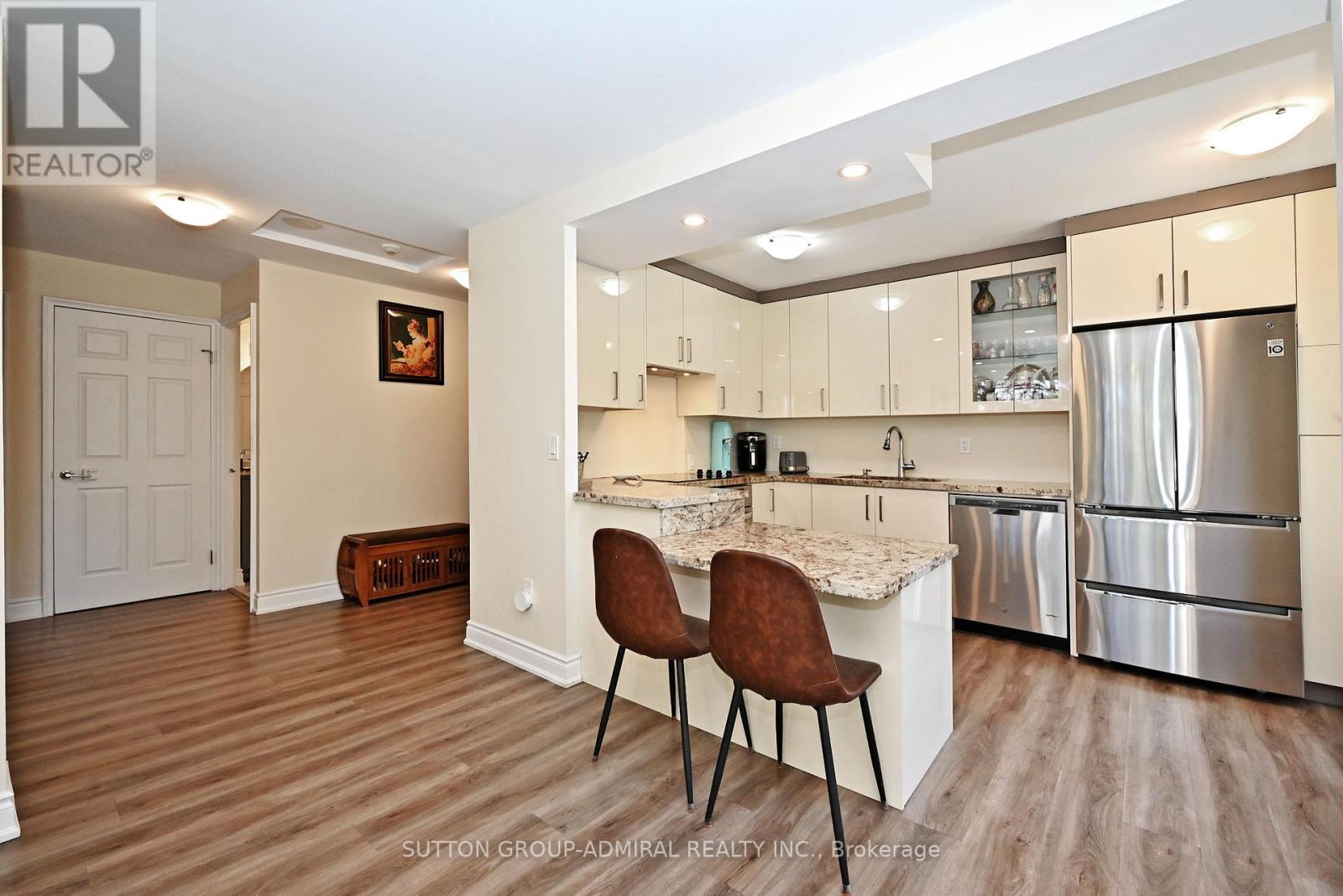 203 - 91 Townsgate Drive, Vaughan, Ontario L4J 8E8 - Photo 19 - N12988358