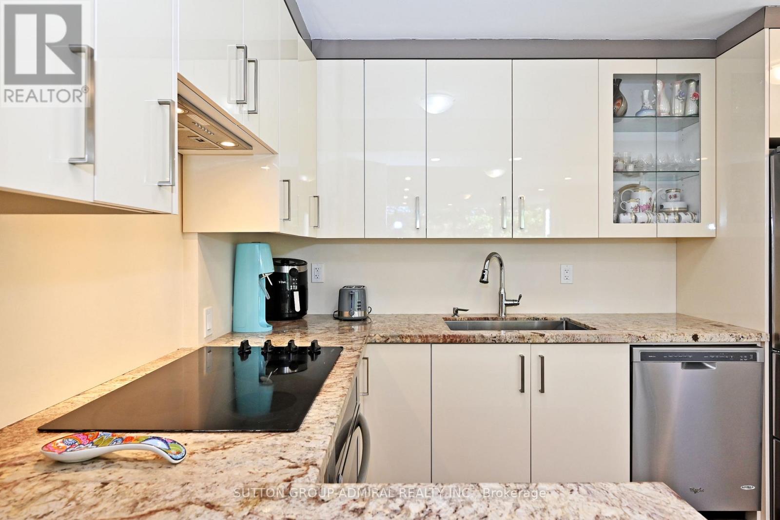 203 - 91 Townsgate Drive, Vaughan, Ontario L4J 8E8 - Photo 26 - N12988358