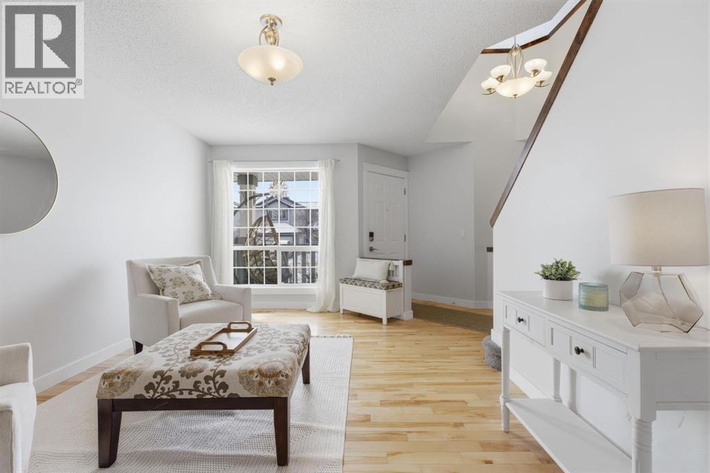 30 Crystalridge Close, Okotoks, Alberta  T1S 1X5 - Photo 4 - A2297766