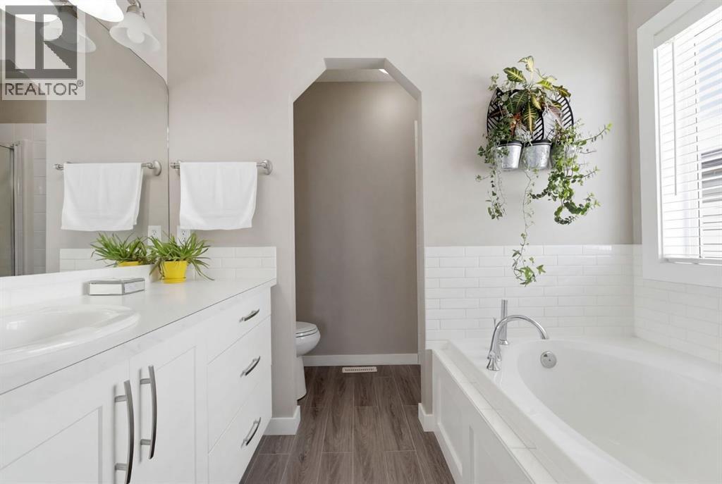 30 Crystalridge Close, Okotoks, Alberta  T1S 1X5 - Photo 25 - A2297766