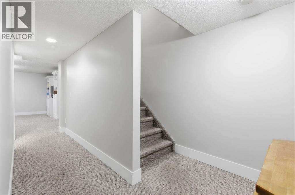 30 Crystalridge Close, Okotoks, Alberta  T1S 1X5 - Photo 37 - A2297766