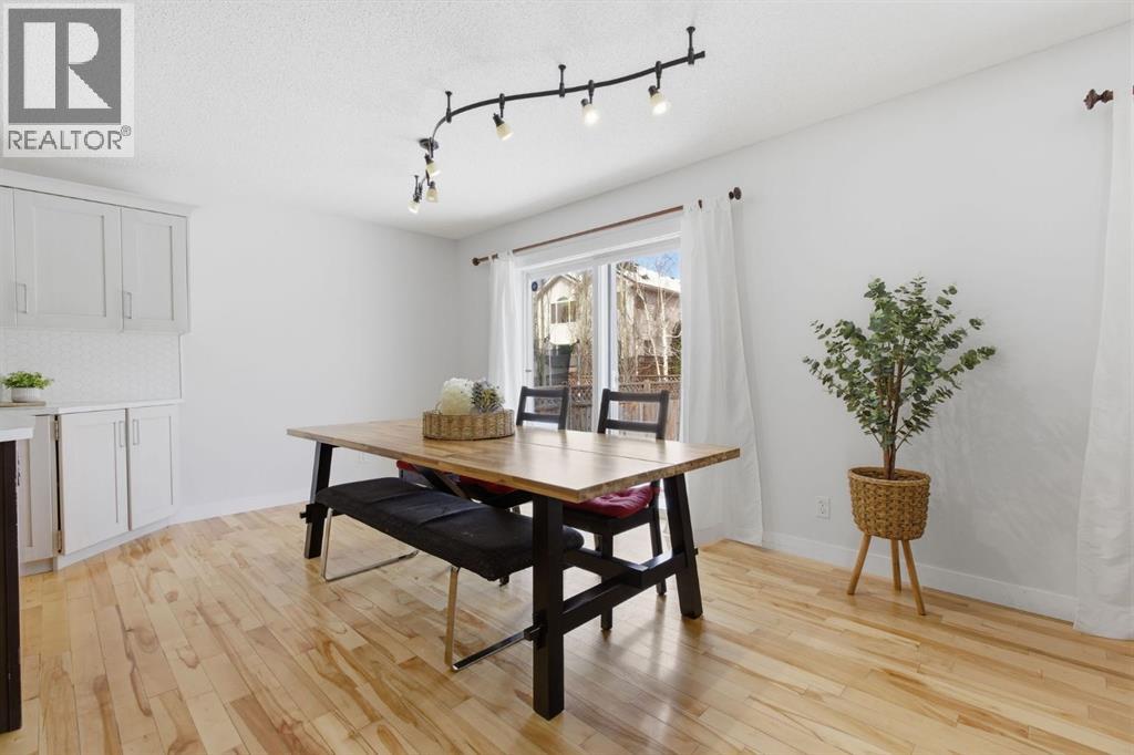 30 Crystalridge Close, Okotoks, Alberta  T1S 1X5 - Photo 17 - A2297766