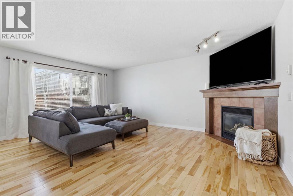 30 Crystalridge Close, Okotoks, Alberta  T1S 1X5 - Photo 8 - A2297766