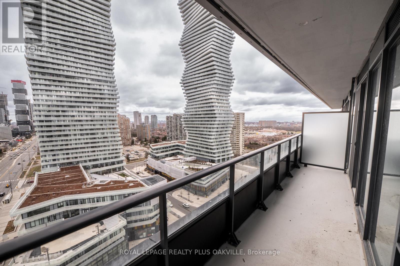 1505 - 488 Burnhamthorpe Road W, Mississauga, Ontario  L5B 0R4 - Photo 26 - W12988364