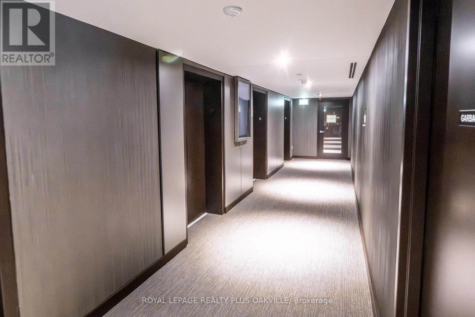 1505 - 488 Burnhamthorpe Road W, Mississauga, Ontario  L5B 0R4 - Photo 27 - W12988364