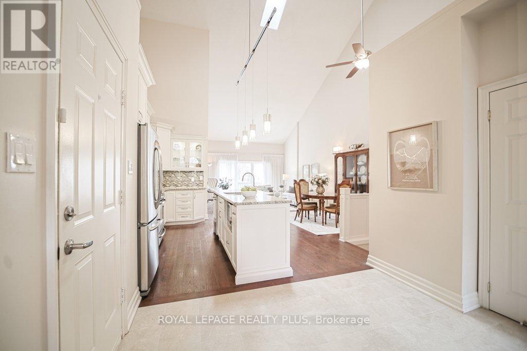 7 - 1010 Cristina Court, Mississauga, Ontario  L5J 4T7 - Photo 14 - W12988370