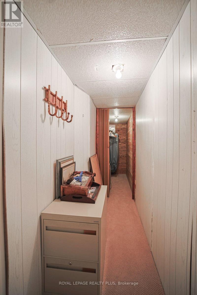 7 - 1010 Cristina Court, Mississauga, Ontario  L5J 4T7 - Photo 33 - W12988370