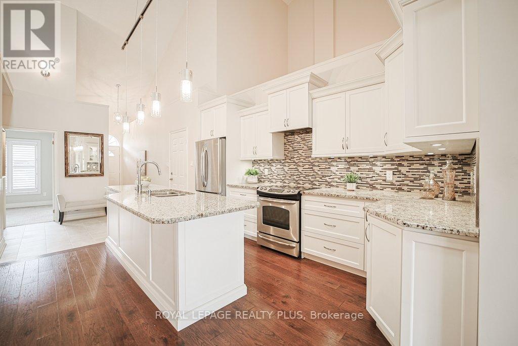 7 - 1010 Cristina Court, Mississauga, Ontario  L5J 4T7 - Photo 7 - W12988370