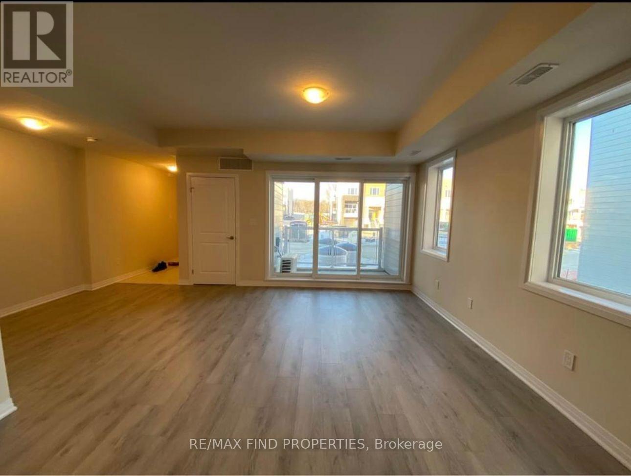 20 Vitality Drive, Kitchener, Ontario  N2R 0R7 - Photo 2 - X12988372