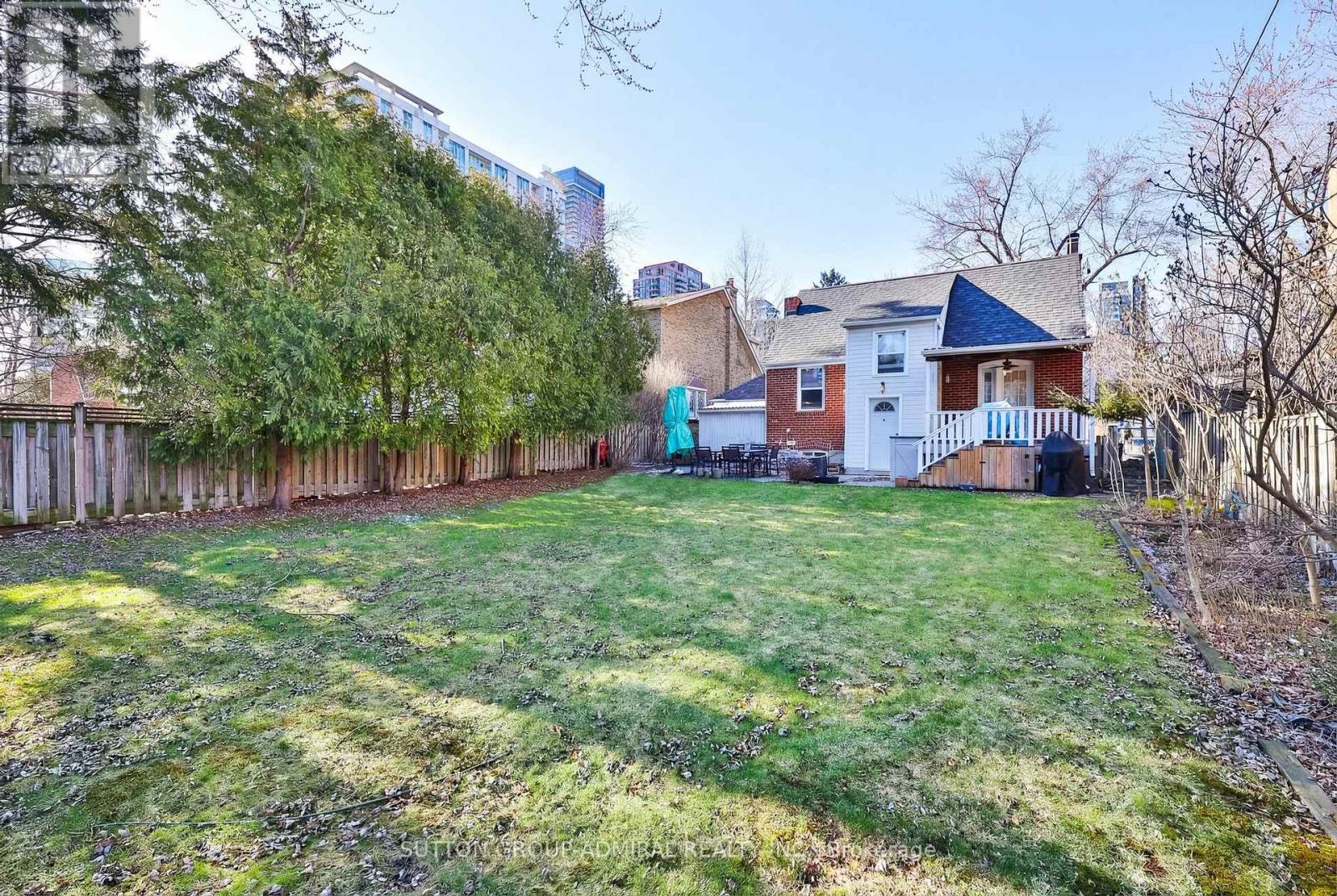 75 Glendora Avenue, Toronto, Ontario  M2N 2V9 - Photo 45 - C12969600