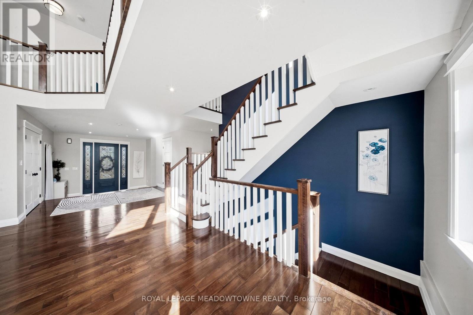 254 Main Street S, Halton Hills, Ontario L7G 4S5 - Photo 25 - W12986436