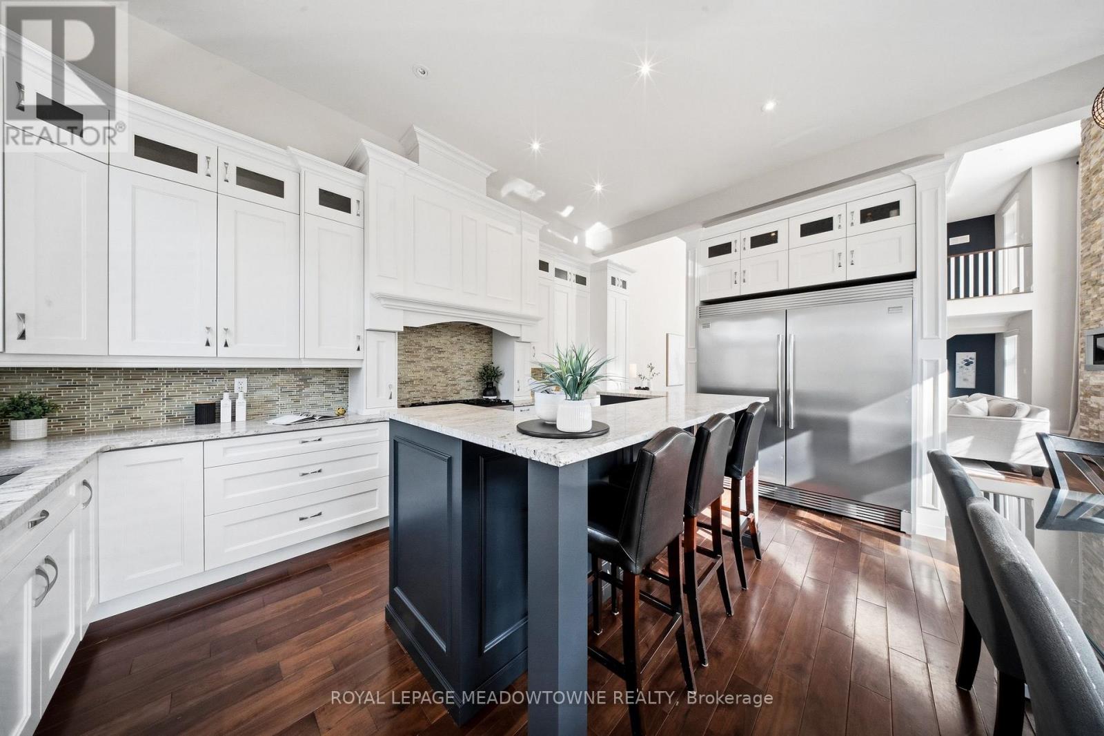 254 Main Street S, Halton Hills, Ontario L7G 4S5 - Photo 17 - W12986436