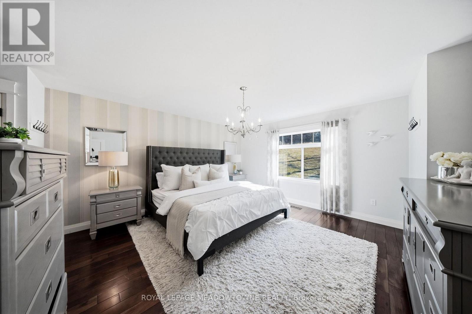 254 Main Street S, Halton Hills, Ontario L7G 4S5 - Photo 22 - W12986436