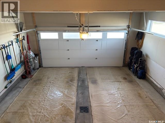 351 Aniskotaw Bend, Saskatoon, Saskatchewan  S7V 1M1 - Photo 39 - SK032278