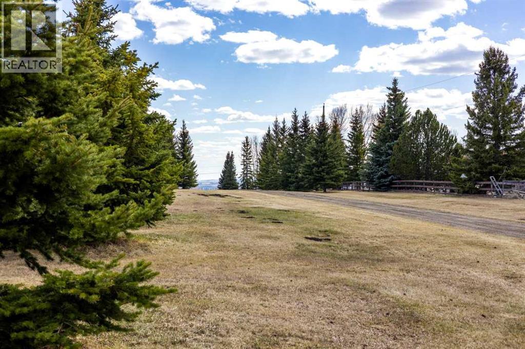 30076 Springbank Road, Rural Rocky View County, Alberta  T3Z 3M2 - Photo 5 - A2294157