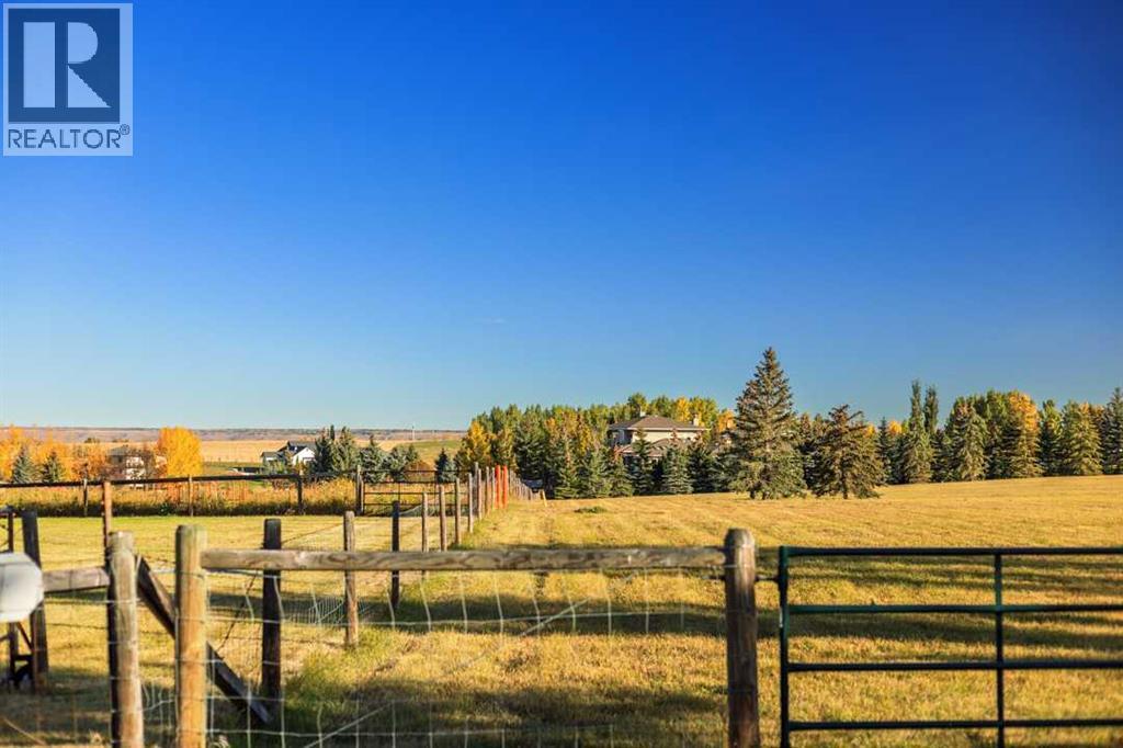 30076 Springbank Road, Rural Rocky View County, Alberta  T3Z 3M2 - Photo 2 - A2294157