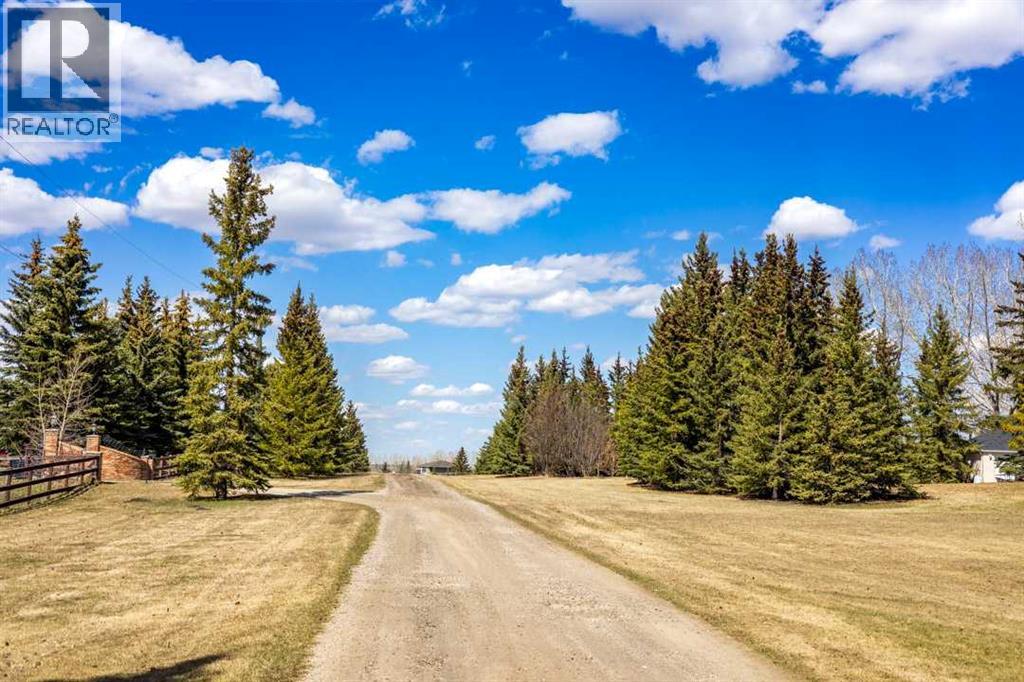 30076 Springbank Road, Rural Rocky View County, Alberta  T3Z 3M2 - Photo 3 - A2294157