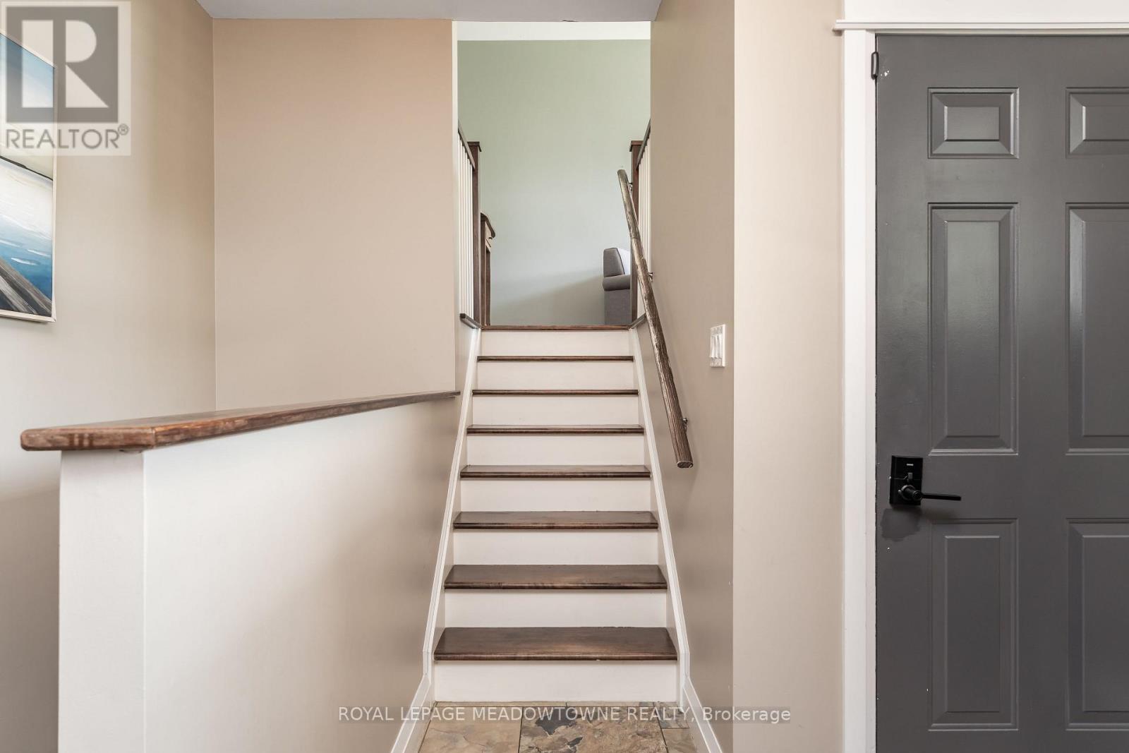 254 Main Street S, Halton Hills, Ontario L7G 4S5 - Photo 32 - W12986436