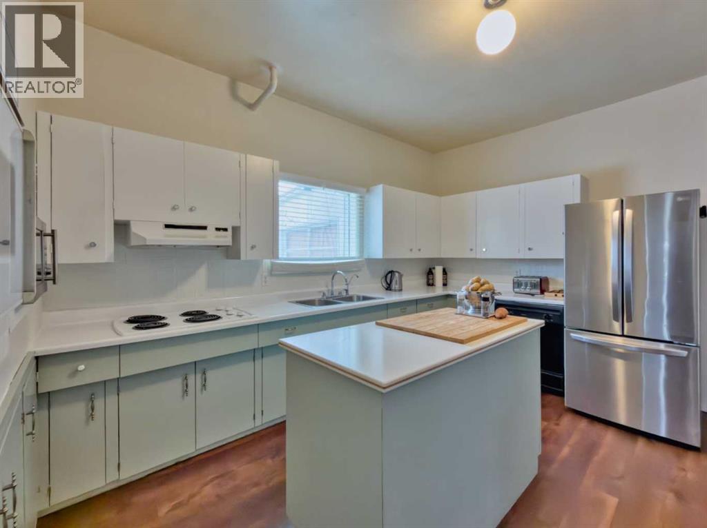 6754 17 Avenue, Coleman, Alberta  T0K 0M0 - Photo 6 - A2288957