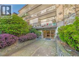 320 3080 LONSDALE AVENUE, North Vancouver, British Columbia