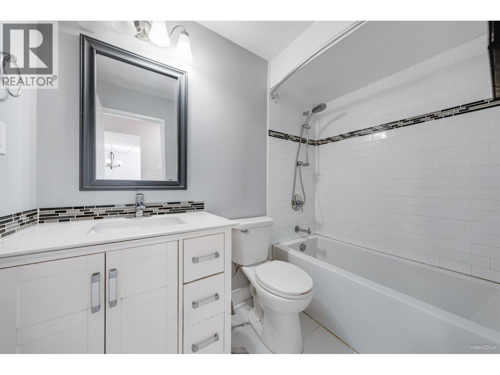 320 3080 Lonsdale Avenue, North Vancouver, British Columbia  V7N 3J5 - Photo 20 - R3109511