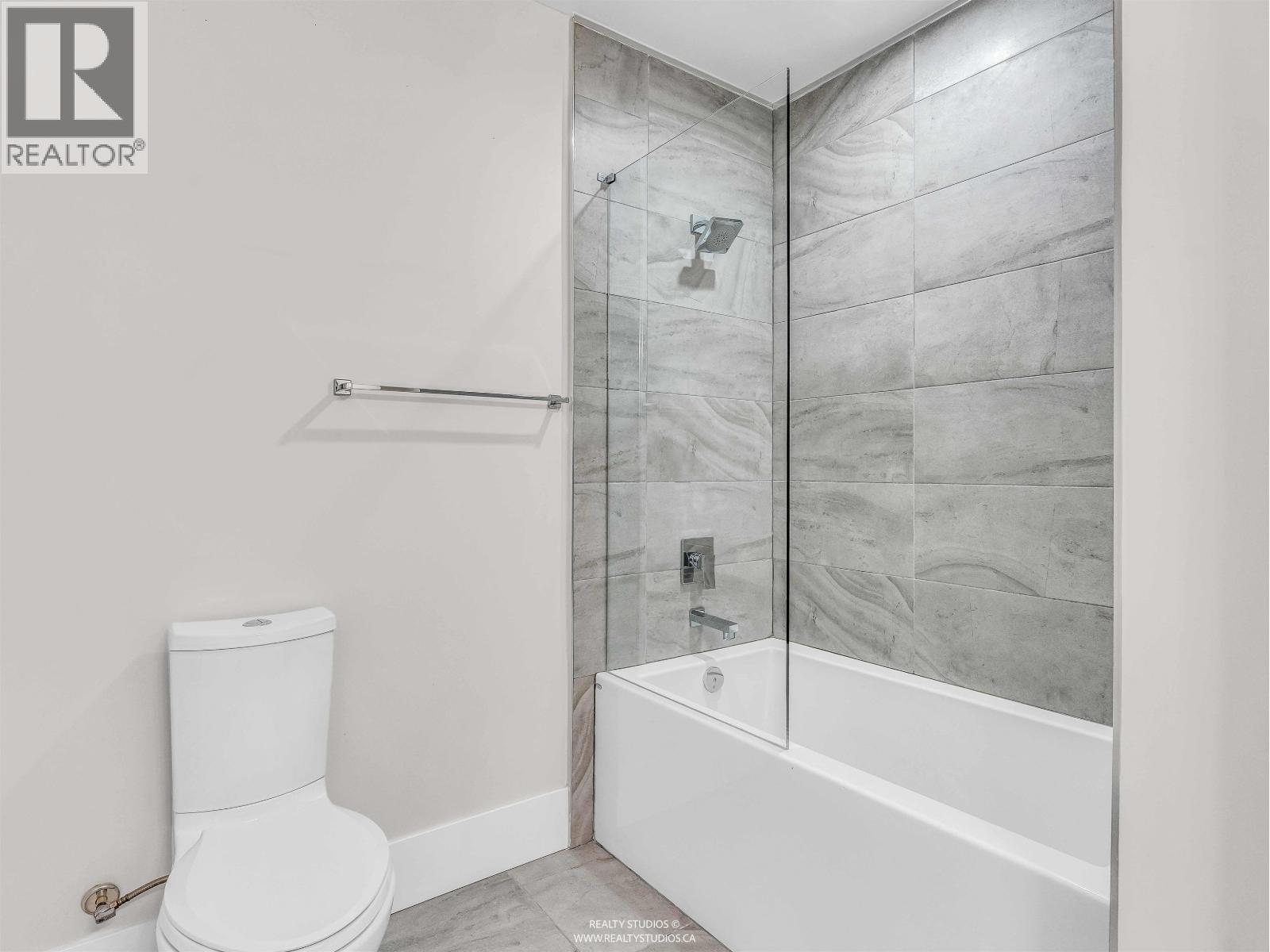 206 1591 Bowser Avenue, North Vancouver, British Columbia  V7P 2Y4 - Photo 30 - R3109972