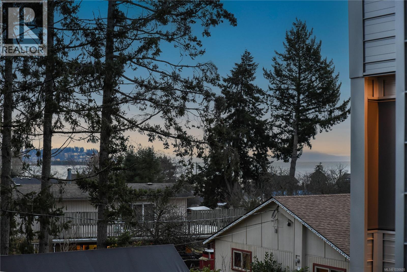 3855-3857 Warren Ave, Royston, British Columbia  V0R 2V0 - Photo 29 - 1030605