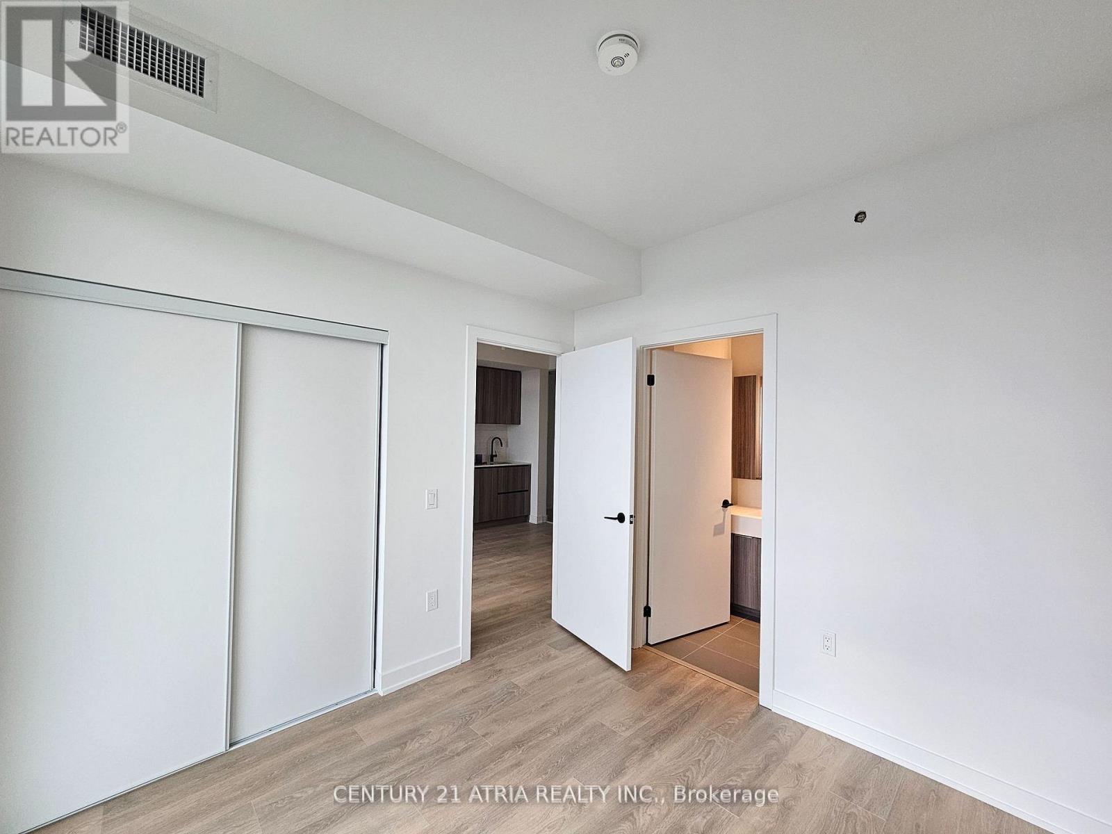1713 - 127 Broadway Avenue, Toronto, Ontario  M4P 1V4 - Photo 4 - C12988374
