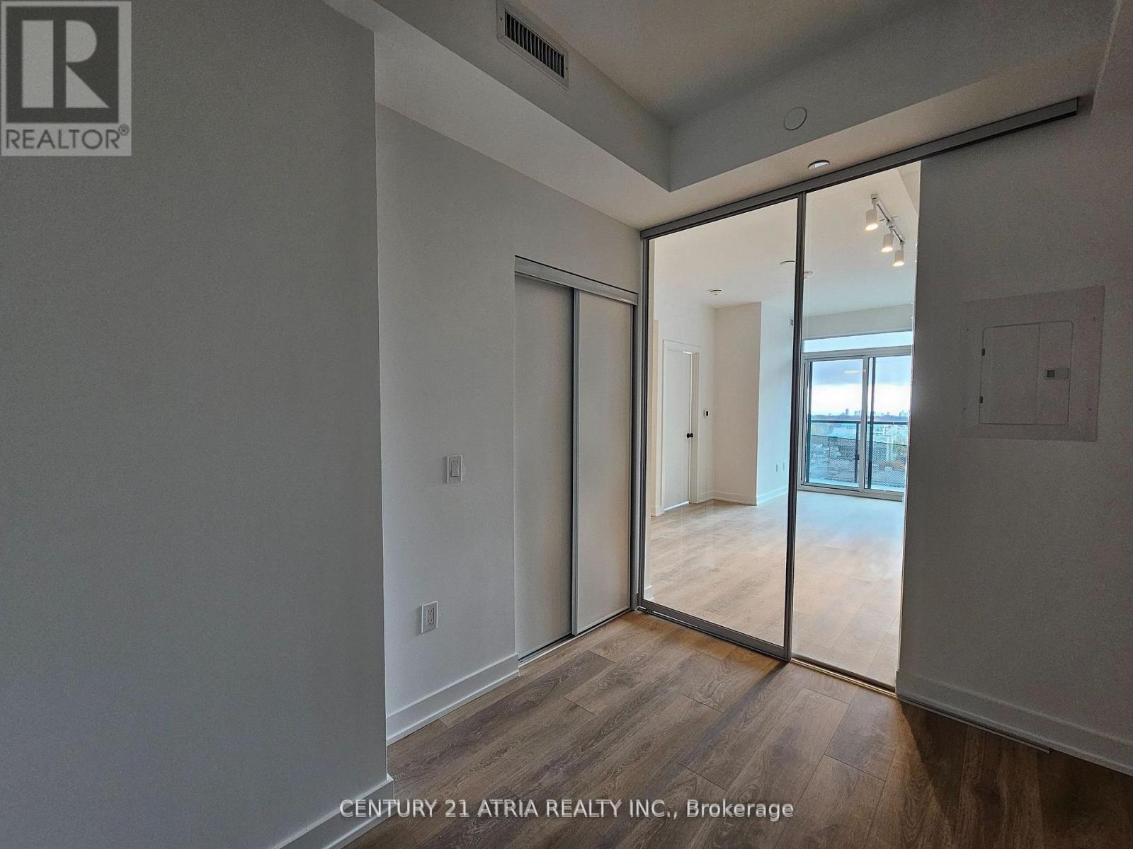 1713 - 127 Broadway Avenue, Toronto, Ontario  M4P 1V4 - Photo 9 - C12988374