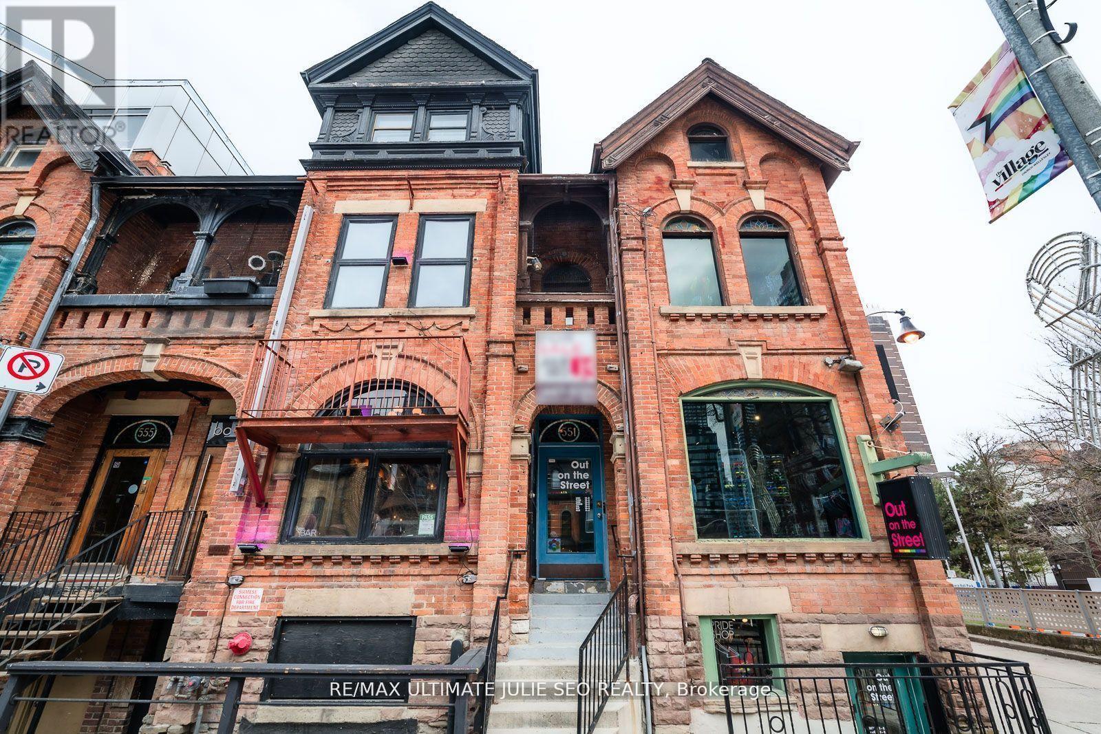 551 Church Street, Toronto, Ontario  M4Y 2E2 - Photo 2 - C12988404